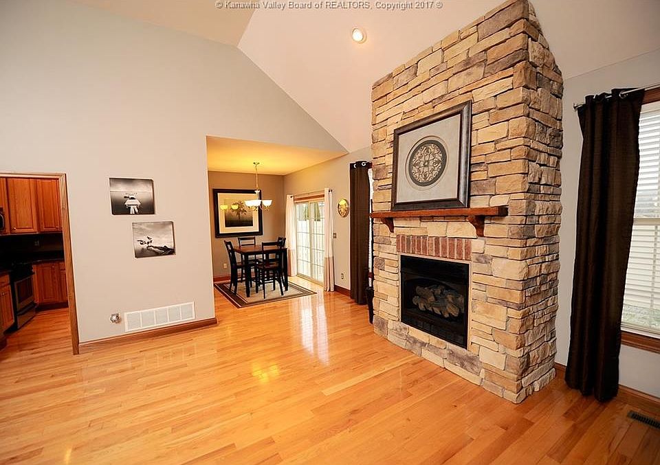 1st image of 49 Wills Dr