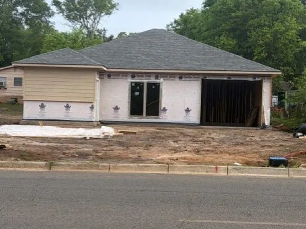 2205 University Ave, Marshall, TX 75670