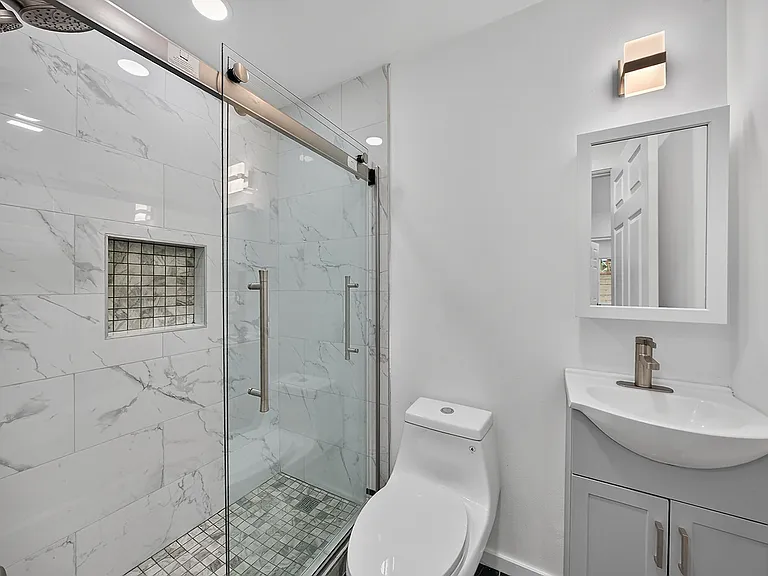 12250 Carver Ln — Photo 20
