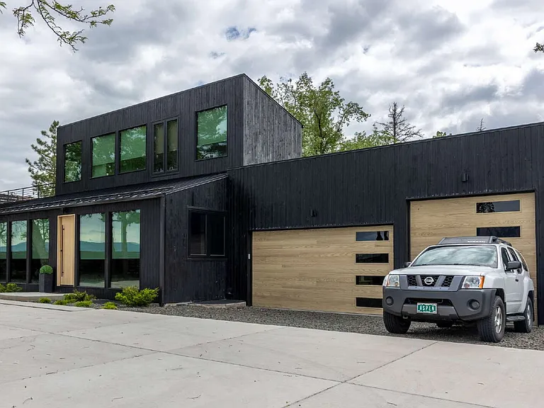 712 S Cherryvale Rd — Photo 88