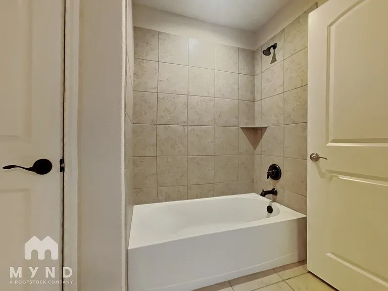 1680 Amy Dr — Photo 11