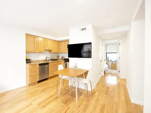 205 Worth Street 3N image 2 of 7