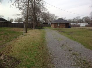 7224 S River Rd, Addis, LA 70710