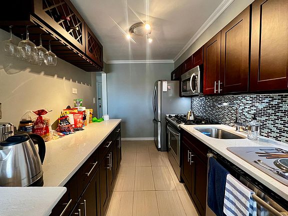 4th image of 8410 153rd Ave APT 2B