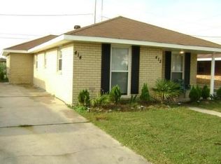 412 Pierre St, Chalmette, LA 70043