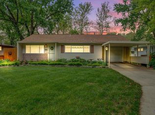 1517 SW 23rd St, Topeka, KS 66611