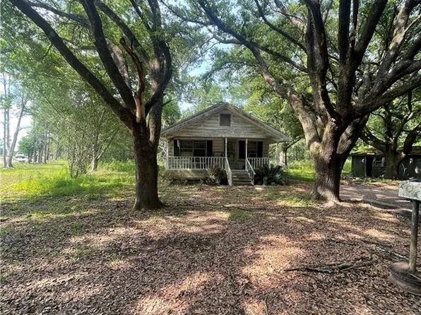 2004 Demary Rd, Jennings, LA 70546