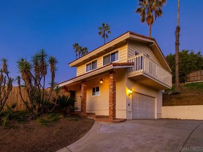 909 Donnan Pl, Vista, CA, 92084