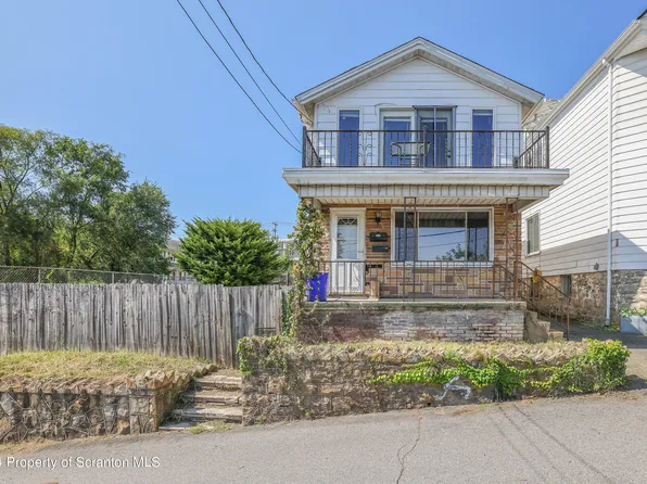 125 Fairview Ave, Scranton, PA 18504