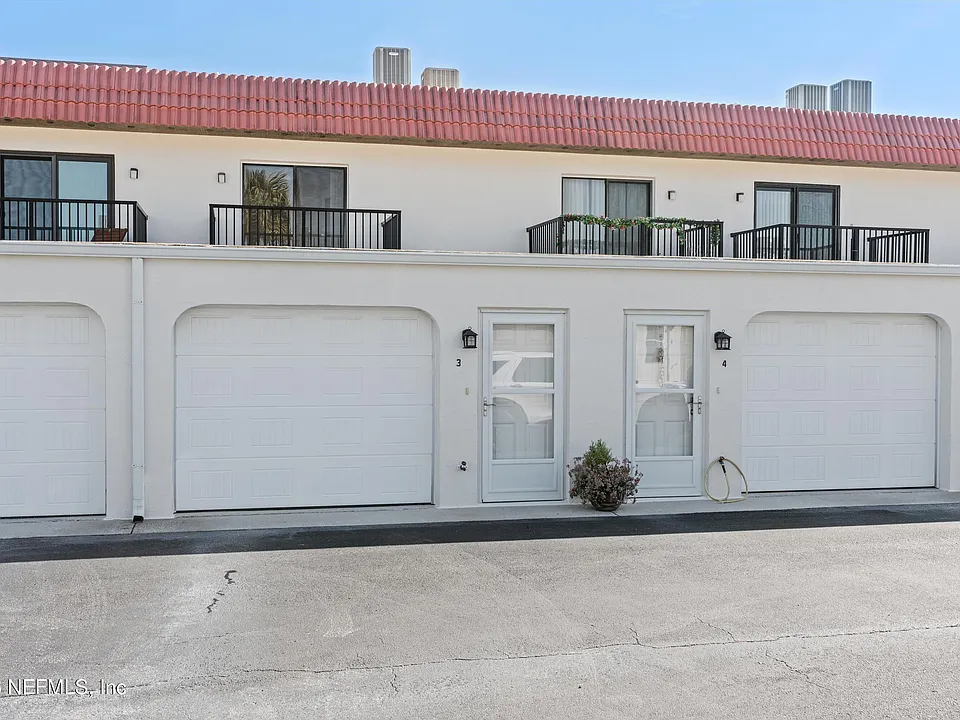 11 Dondanville Rd #3