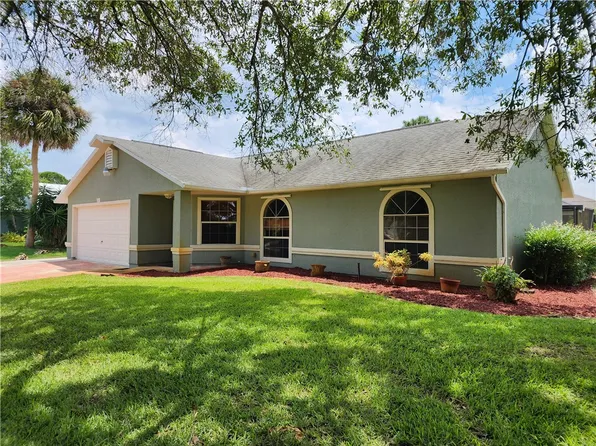849 Vocelle Ave, Sebastian, FL 32958