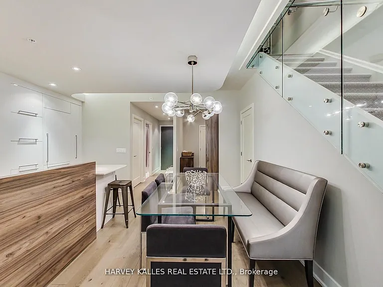 30 Nelson St #Townhouse 24 — Photo 8