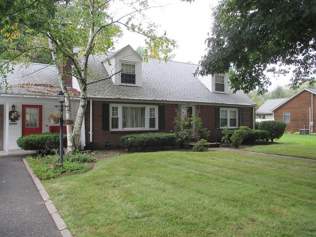 631 Plymouth St, Abington, MA 02351 Zillow