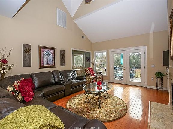 2nd image of 13 Sedge Fern Dr