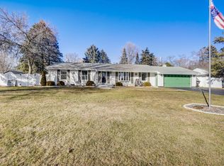 1424 Tiffany Dr, Racine, WI 53402