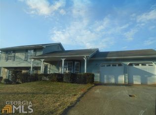 2067 Lown Farm Ln, Lithonia, GA 30058