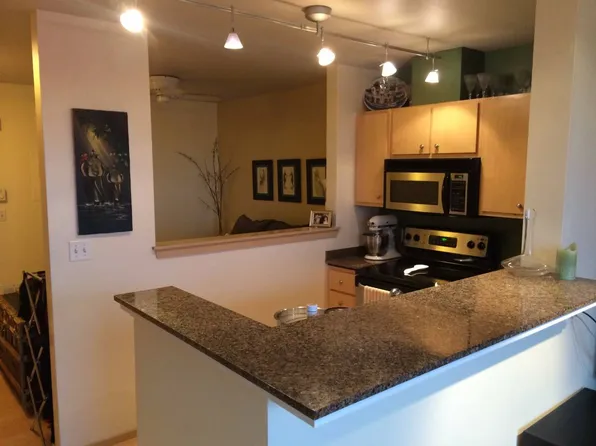 423 23rd Ave #A214, Seattle, WA 98144