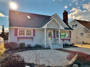 358 N 3rd St, Surf City, NJ 08008