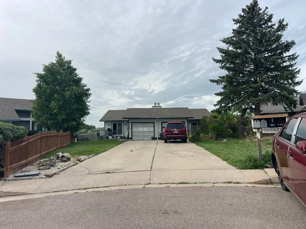 553 Cora Pl, Loveland, CO 80537