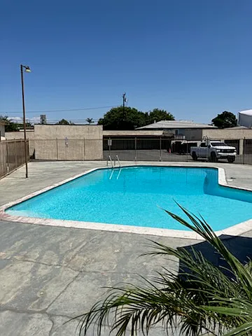 228 N San Antonio Ave #5 — Photo 8