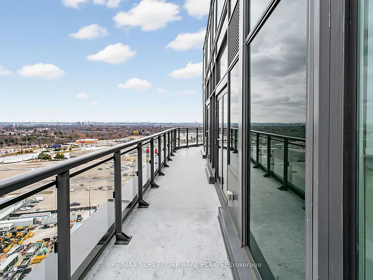 840 Queens Plate Dr #1705 — Photo 29