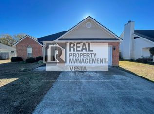 316 Wynfield Ln, Bonaire, GA