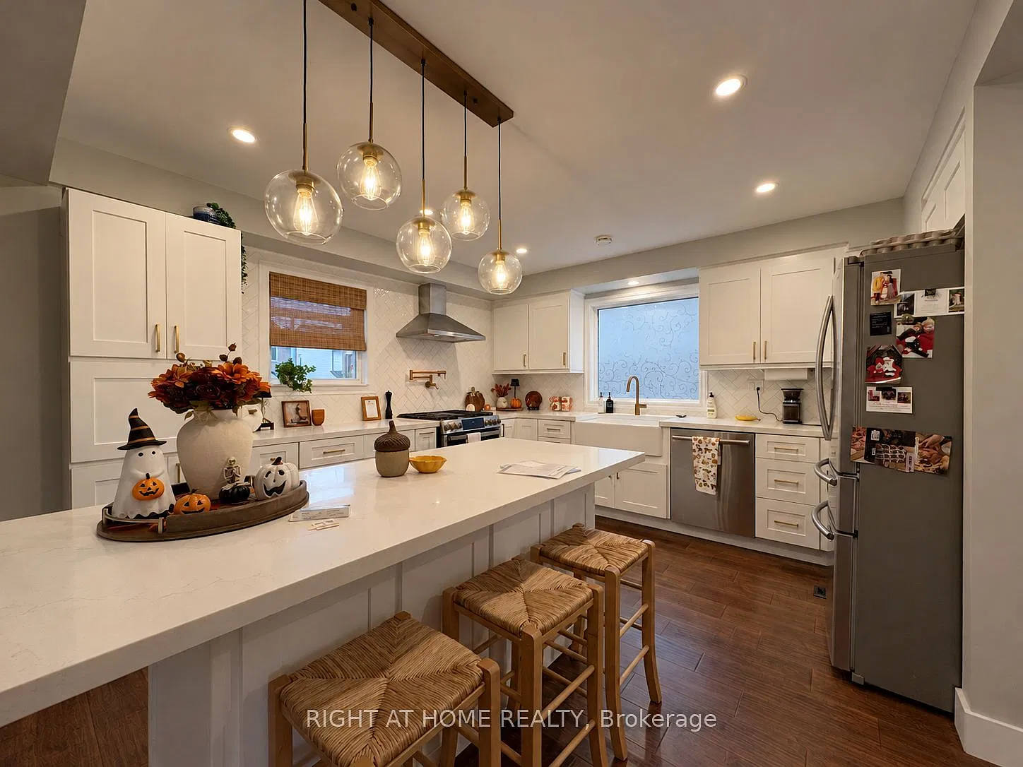 3 bed, $3,200 — Photo 1