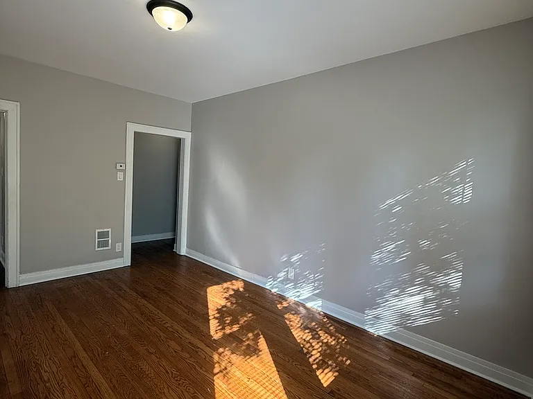 3901 W Division St #1150 — Photo 2