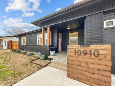 10910 Park Oak Cir, Dallas, TX, 75228