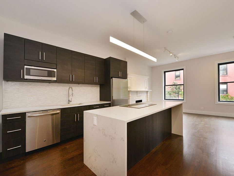1st image of 74 W 69th St APT 2E