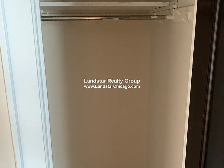 4521 N Paulina St #3B — Photo 6