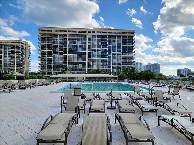 1980 S Ocean Dr #2C — Photo 47