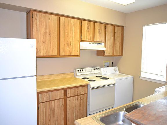 4th image of 1102 Welsh Ave #D
