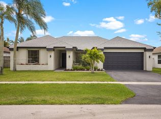 10174 182nd Ln S, Boca Raton, FL 33498