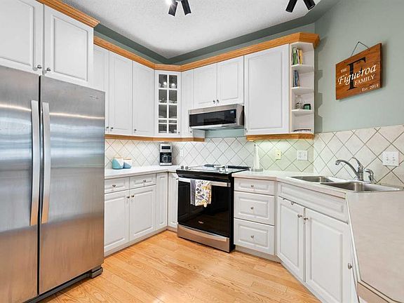5th image of 2419 W Erlton Rd SW #303