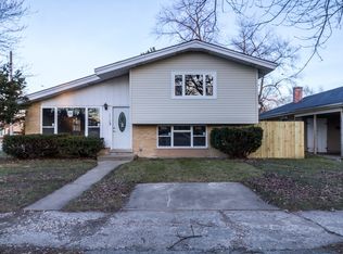 15103 Woodlawn Ave, Dolton, IL
