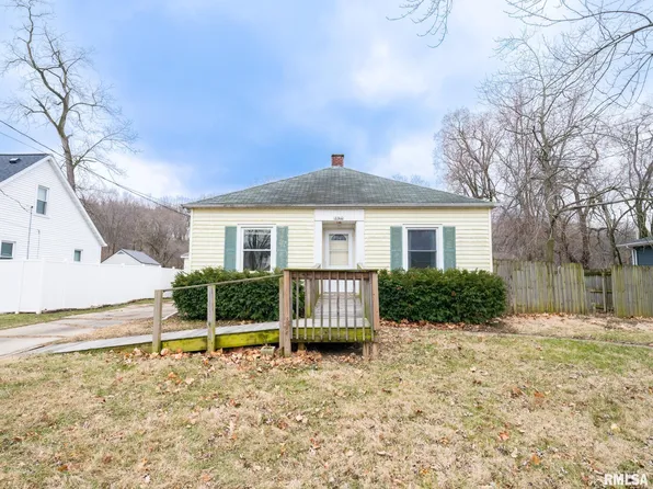 2310 W Herold Ave, West Peoria, IL 61604