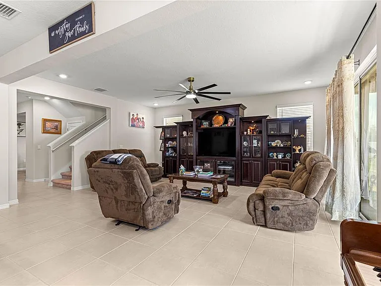8142 SW 59th Ave — Photo 19
