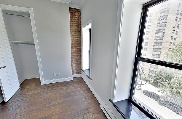 Rented by REAL New York | media 4