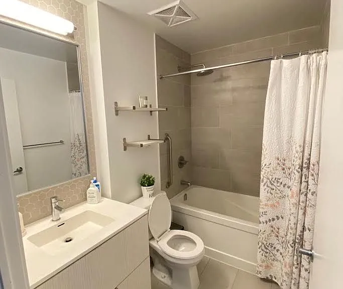 2520 Eglinton Ave W #1404 — Photo 7