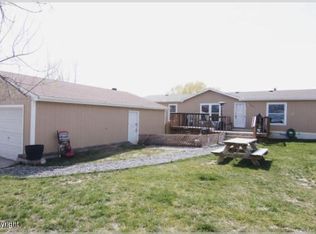 2204 Jane Ct, Gillette, WY 82718