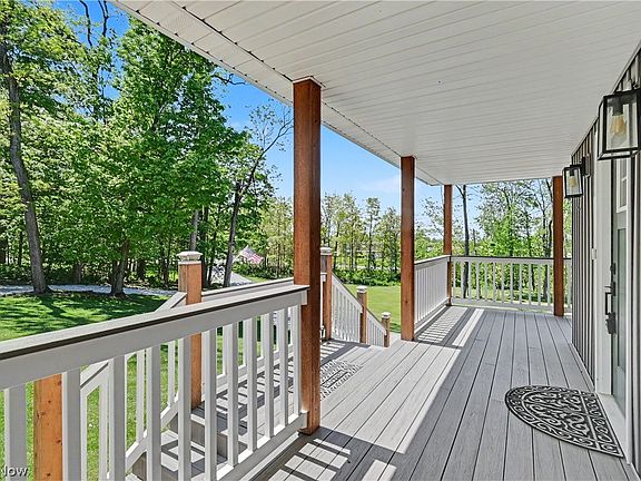 4th image of 1684 Rock Rd