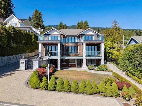 2559 Nelson Ave, West Vancouver, BC V7V 2R5