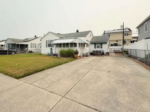 223 N Wyoming Ave, Ventnor, NJ