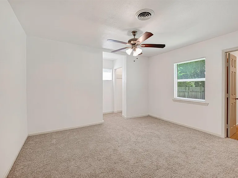 6714 Moss Rose St — Photo 13