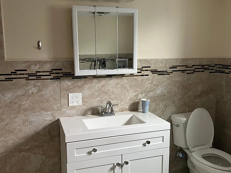 364 N Courtland St #1 — Photo 1