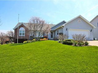 3701 Burr Oak Dr, Racine, WI 53406