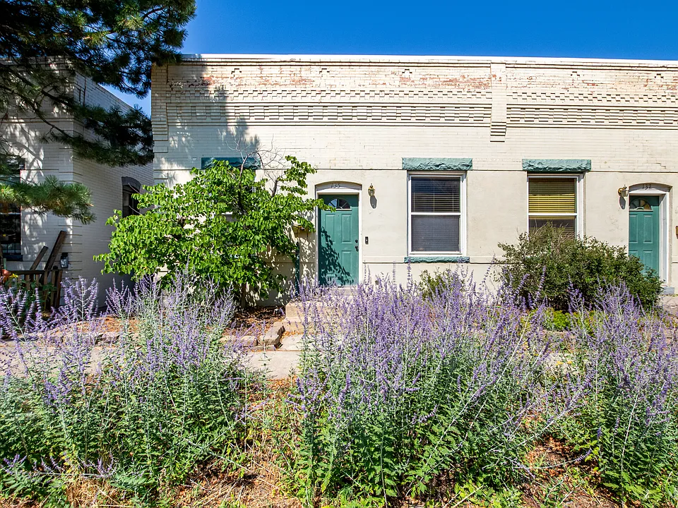 135 Cherokee St