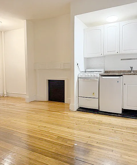 27 E 63rd St #GB — Photo 4