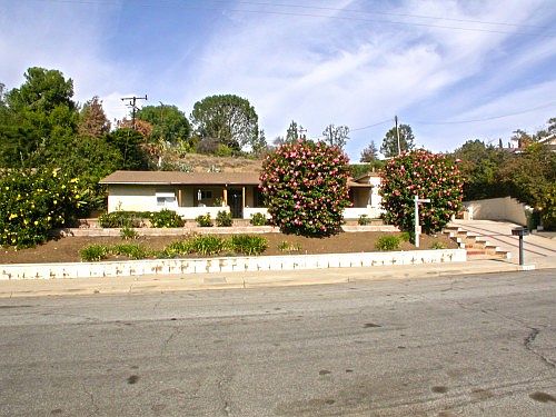 1st image of 2981 Darlington Dr